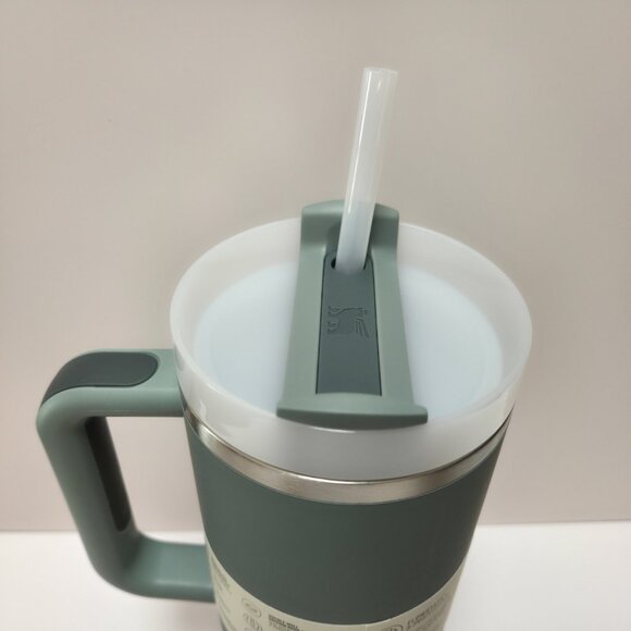 Stanley The Quencher H2.0 FlowState Tumbler 40 oz Shale New Open Box - Picture 4 of 13